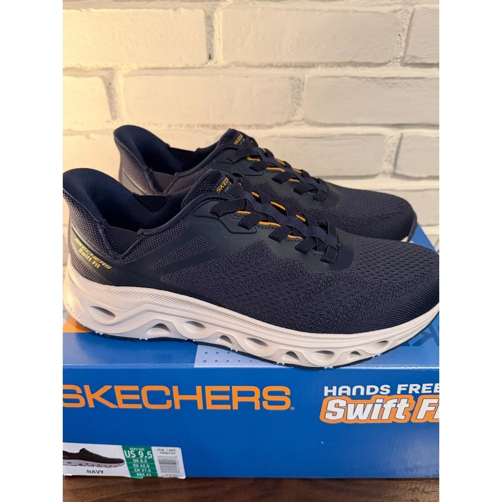 NWT Skechers Hands Free Slip-ins Swift Fit Mens 9.5 Navy Sneakers Glide-Step